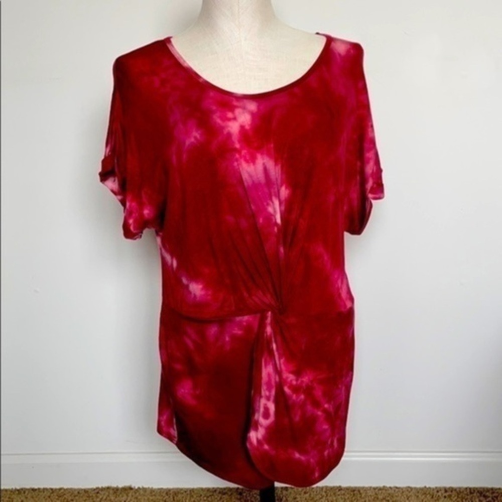 coco’s cloZet short sleeve Tie Dye Top Sz. Medium